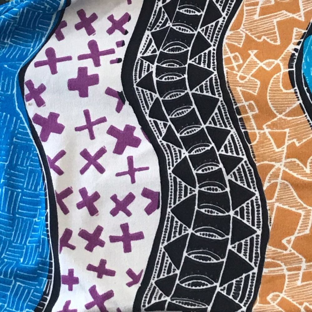LuLaRoe NWOT TC Leggings wavy pattern